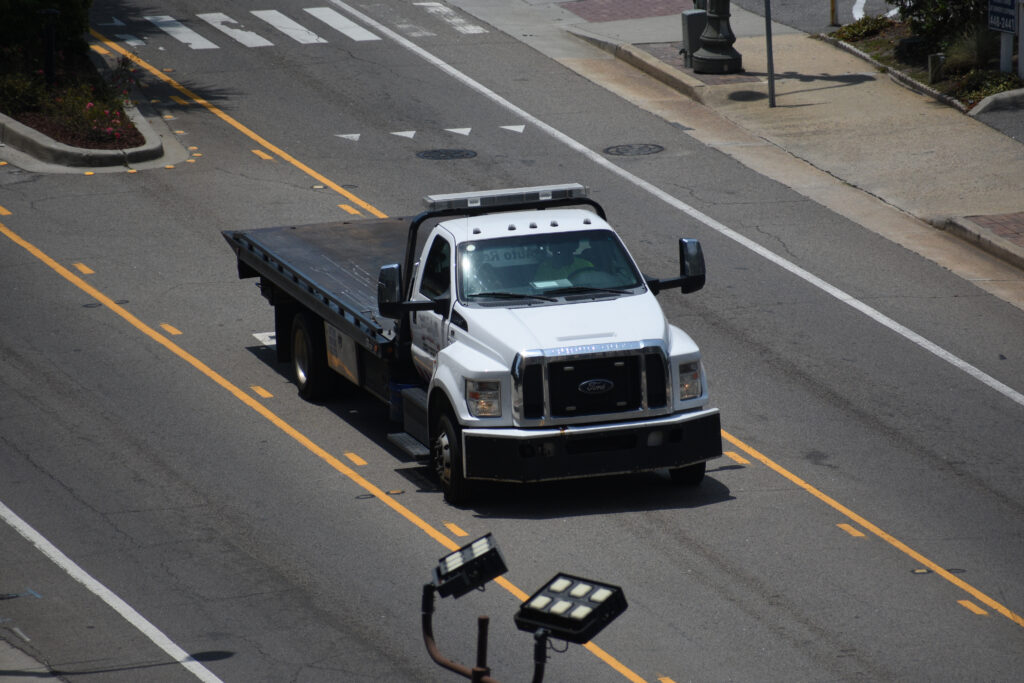 F650 Ford Tow Truck